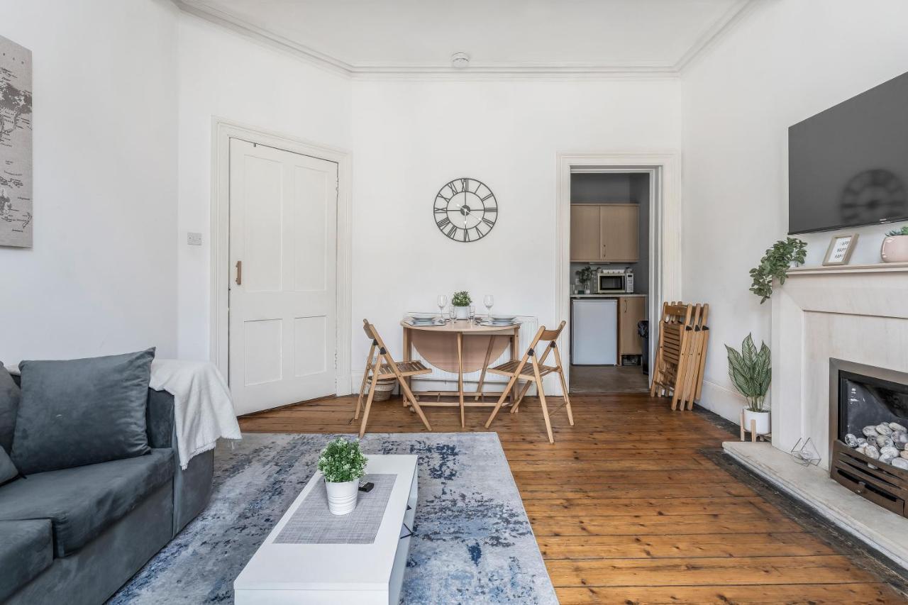 Central City Centre 2 Bedroom Flat - Close To Haymarket Train Station. Edinburgh Ngoại thất bức ảnh