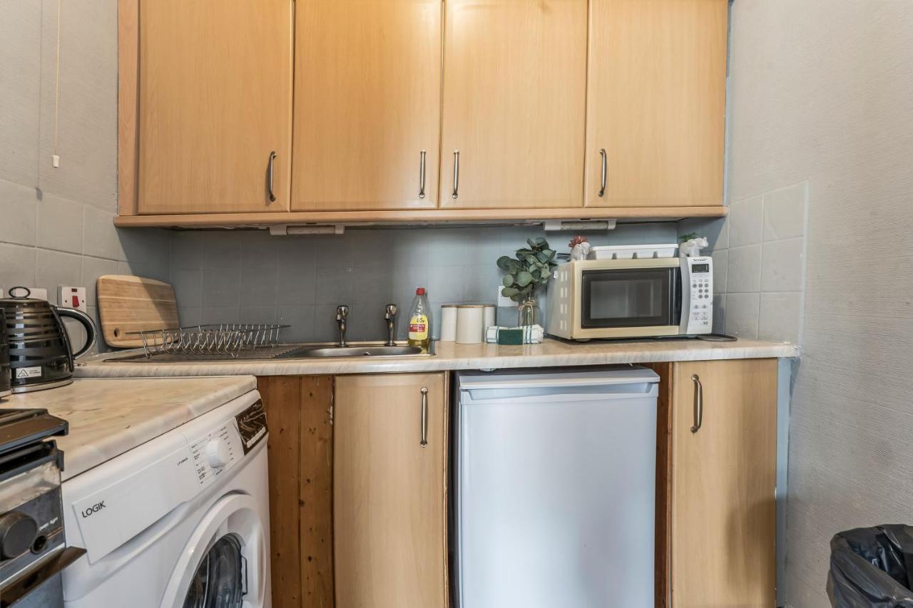 Central City Centre 2 Bedroom Flat - Close To Haymarket Train Station. Edinburgh Ngoại thất bức ảnh